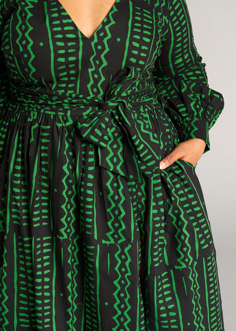 Abiba Women's African Print Maxi Dress (Moss Black Tribal) - Clearance - D'IYANU