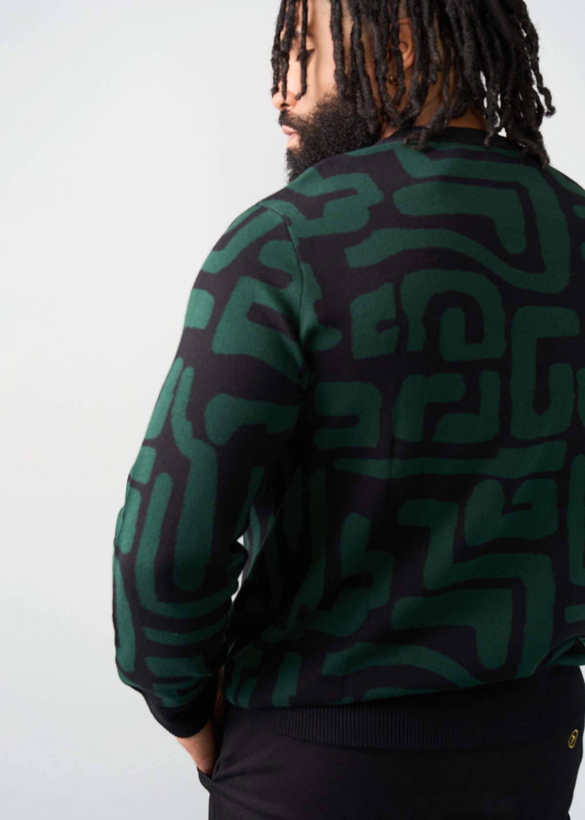 Asaye Men's African Print Crew Neck Sweater (Black Malachite Geometric) - D'IYANU