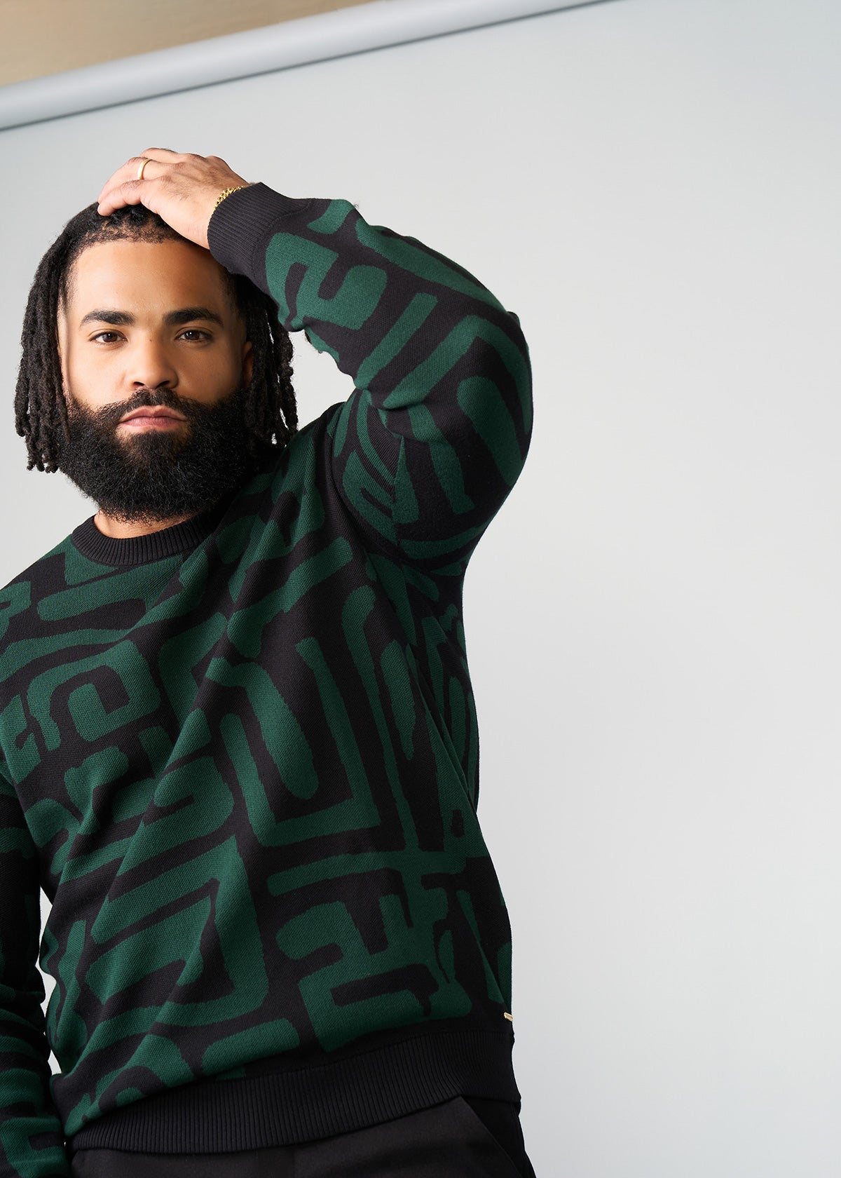 Asaye Men's African Print Crew Neck Sweater (Black Malachite Geometric) - D'IYANU
