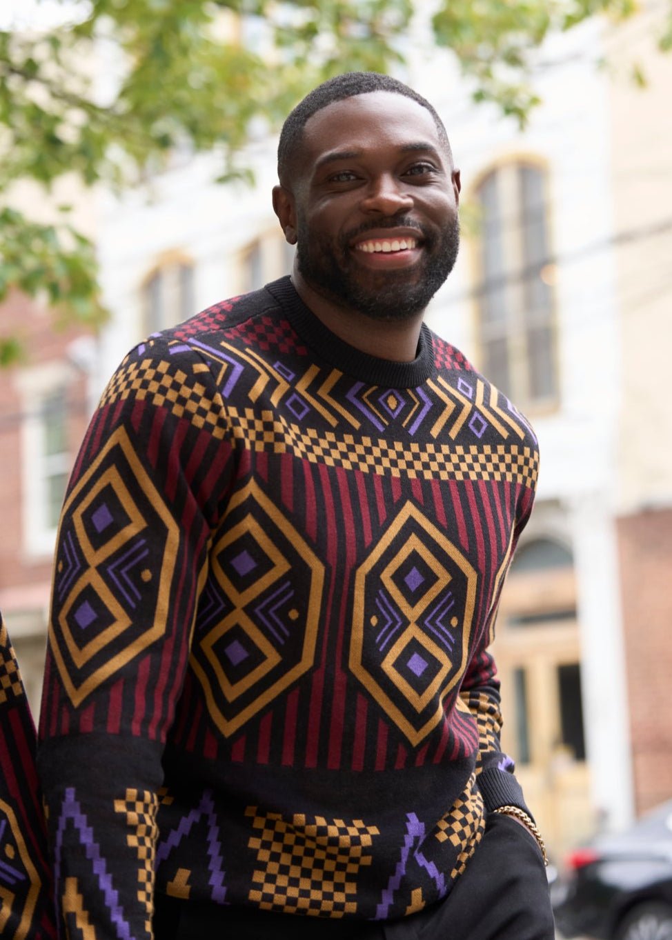 Asaye Men's African Print Crew Neck Sweater (Black Burgundy Tribal) - D'IYANU