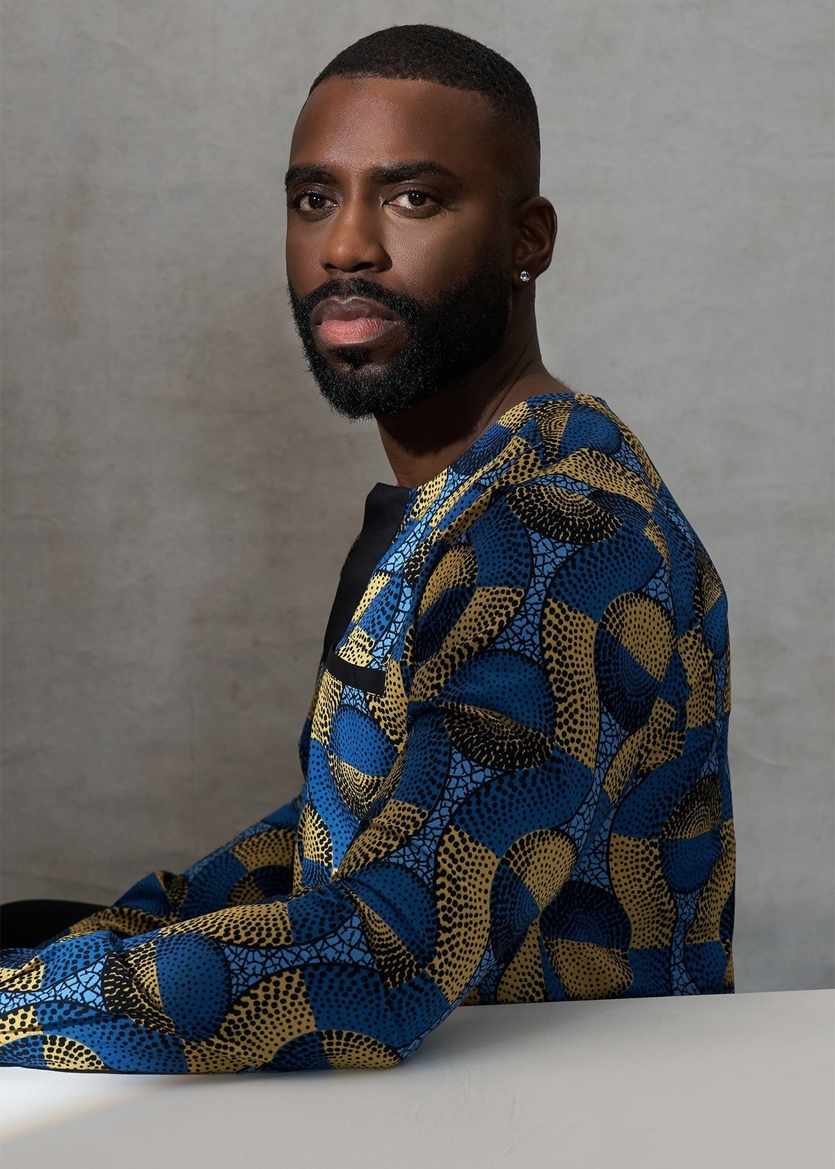 Ibrahim African Print Traditional Top (Blue Gold Circles) - D'IYANU