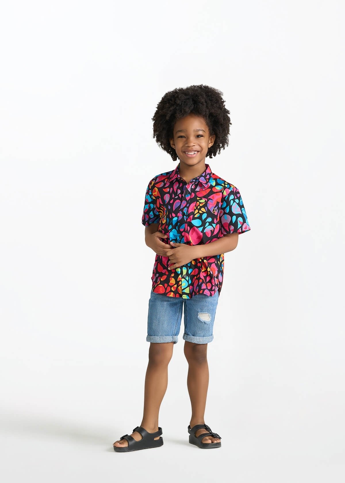 Kelechi Boy's African Print Button-Up Shirt (Fuchsia Kaleidoscope) - D'IYANU