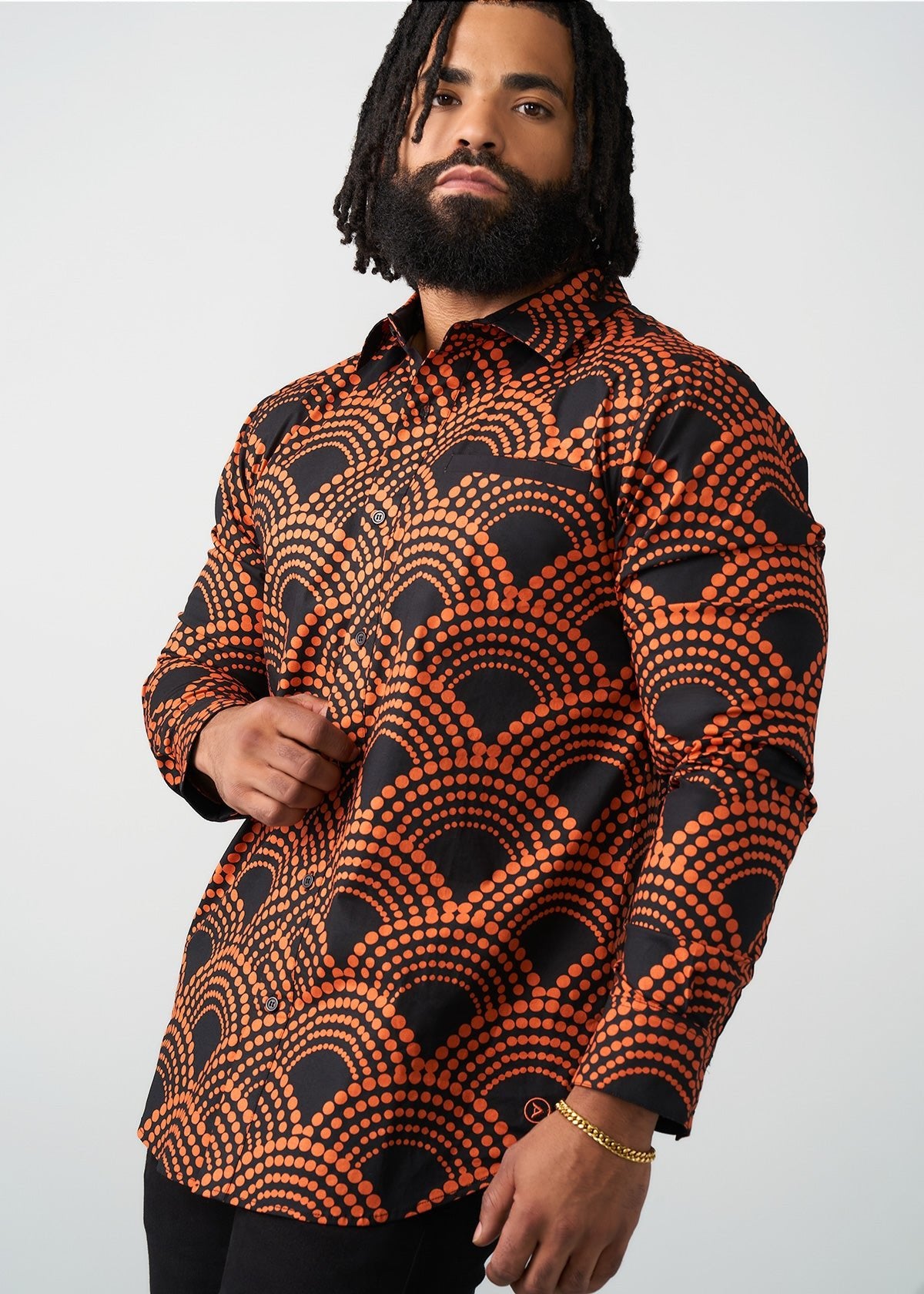 Mazi Men's African Print Button-up Shirt (Black Amber Dots) - D'IYANU
