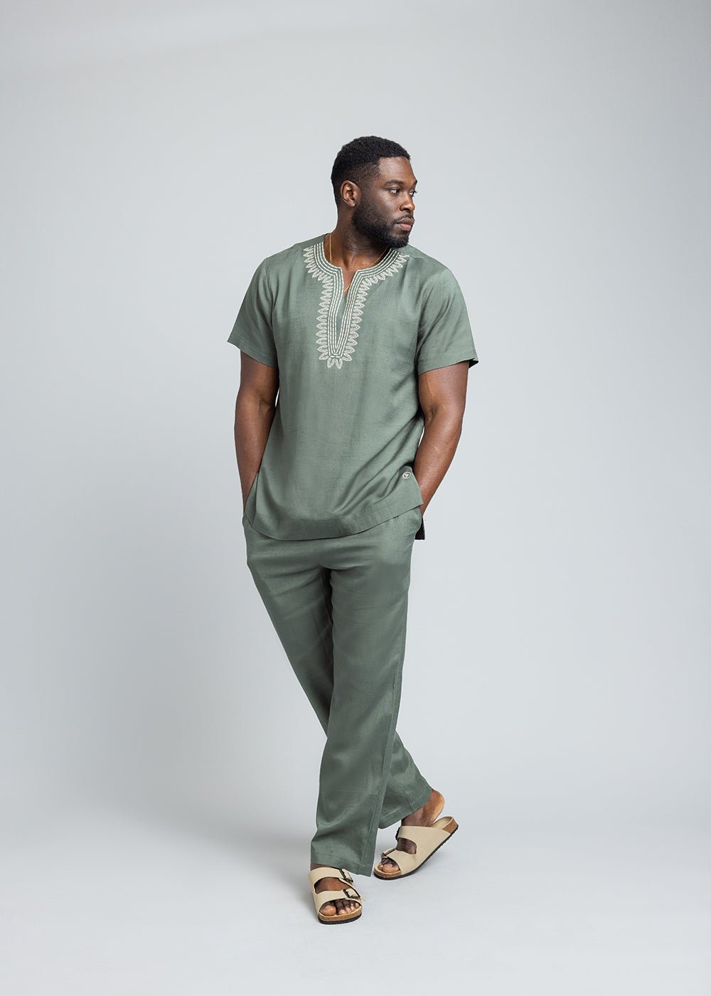Izibili Men's African Embroidered Linen Blend Tunic Shirt (Olive) - D'IYANU