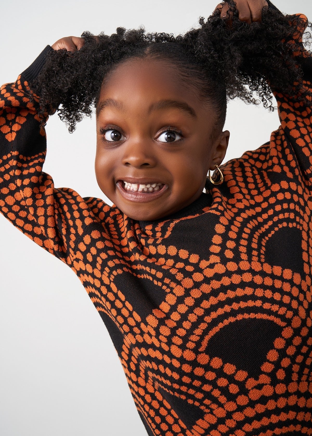 Oma Kids Unisex African Print Sweater (Black Amber Dots) - D'IYANU