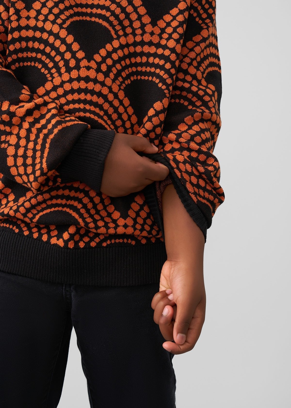 Oma Kids Unisex African Print Sweater (Black Amber Dots) - D'IYANU