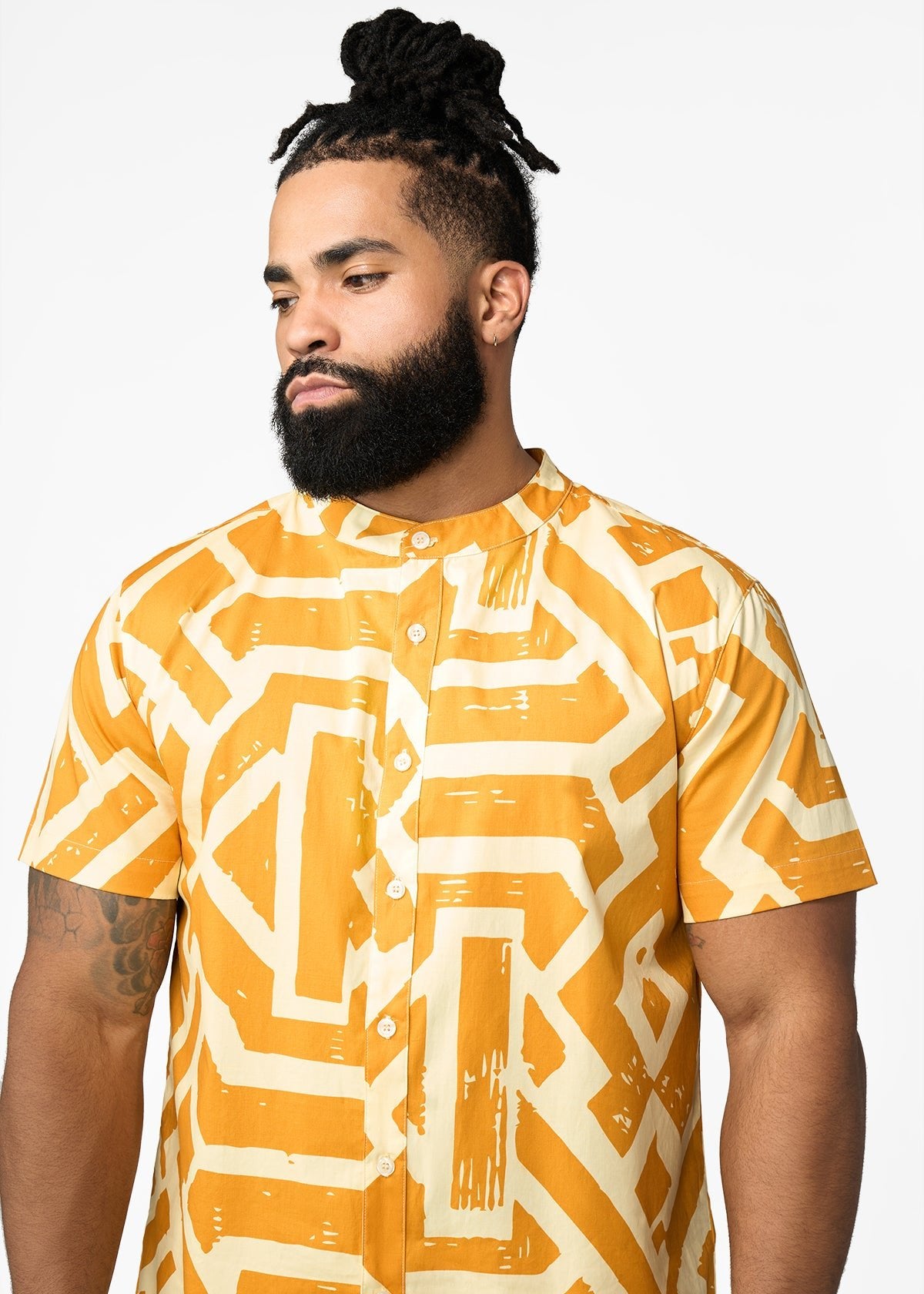 Oumar Men's African Print Mandarin Button-up Shirt (Gold Cream Tribal) - D'IYANU