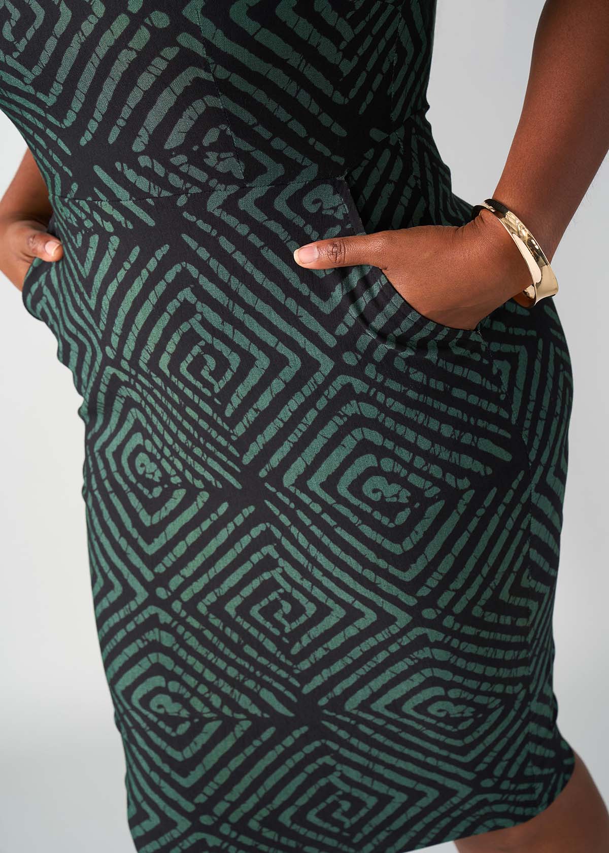 Sabella Women's African Print Stretch Dress (Malachite Diamond Adire) - D'IYANU