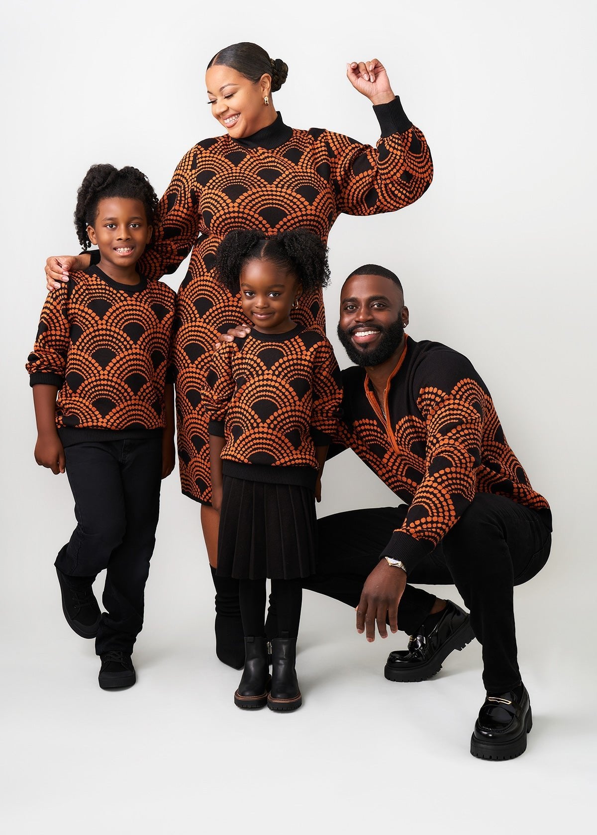 TEST Kibo Men's African Print Quarter-Zip Sweater (Black Amber Dots) - D'IYANU