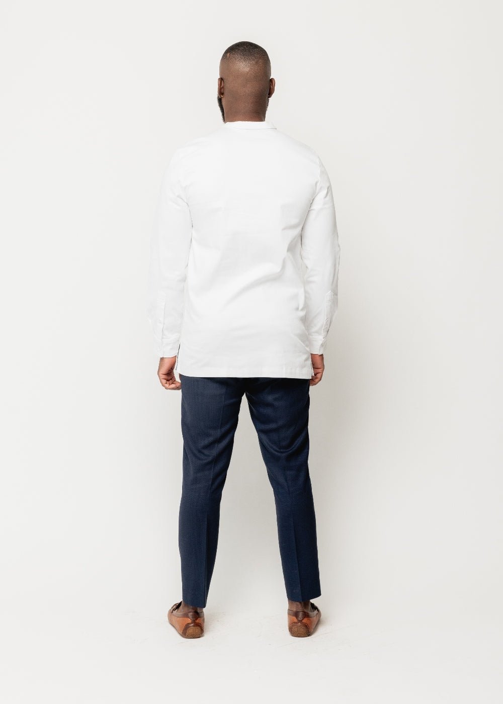Dubaku Men's Traditional African Embroidery Shirt (White) - D'IYANU