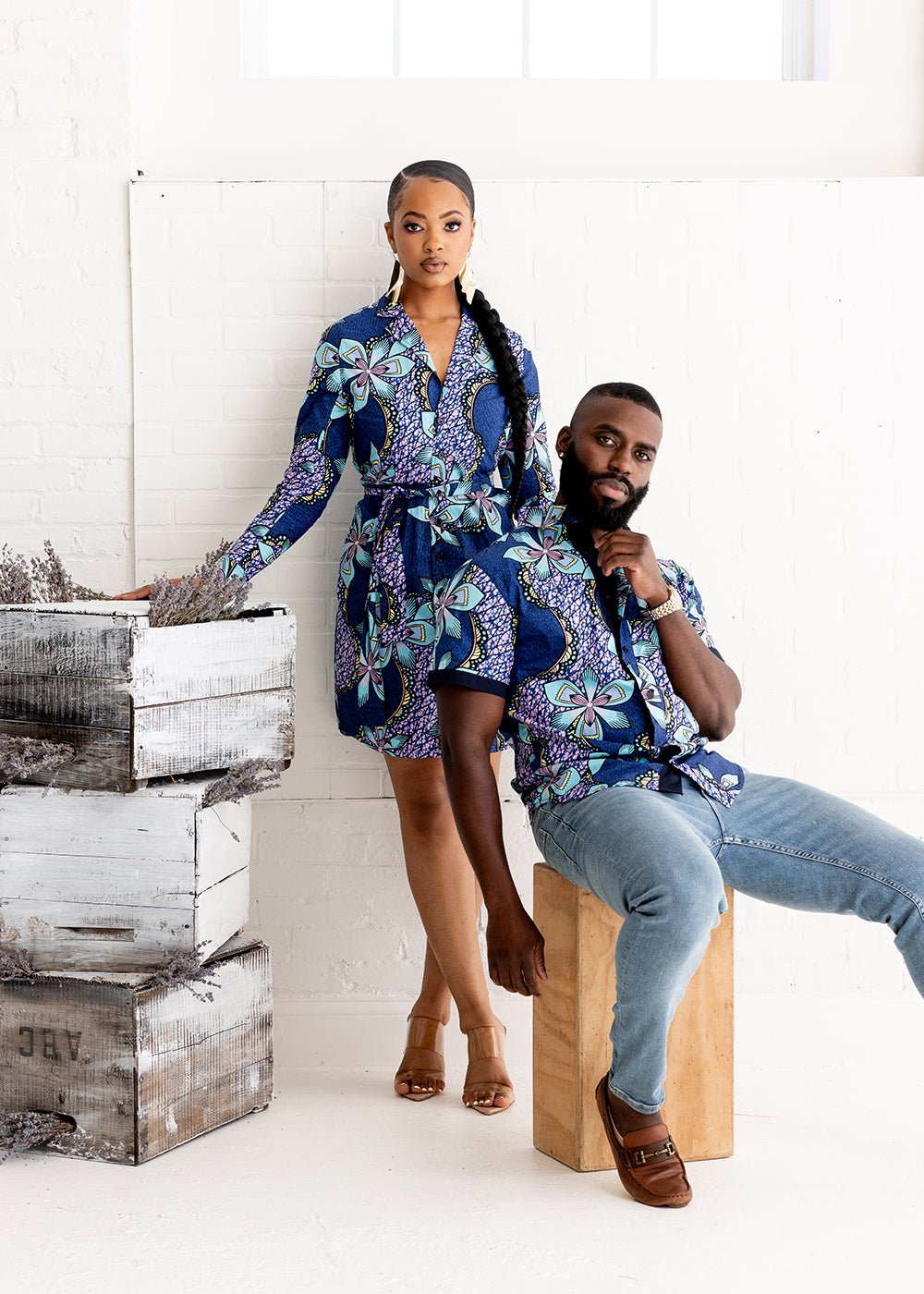 Deion Men's African Print Short Sleeve Button-Up Shirt (Light Blue Pink Iris) - D'IYANU