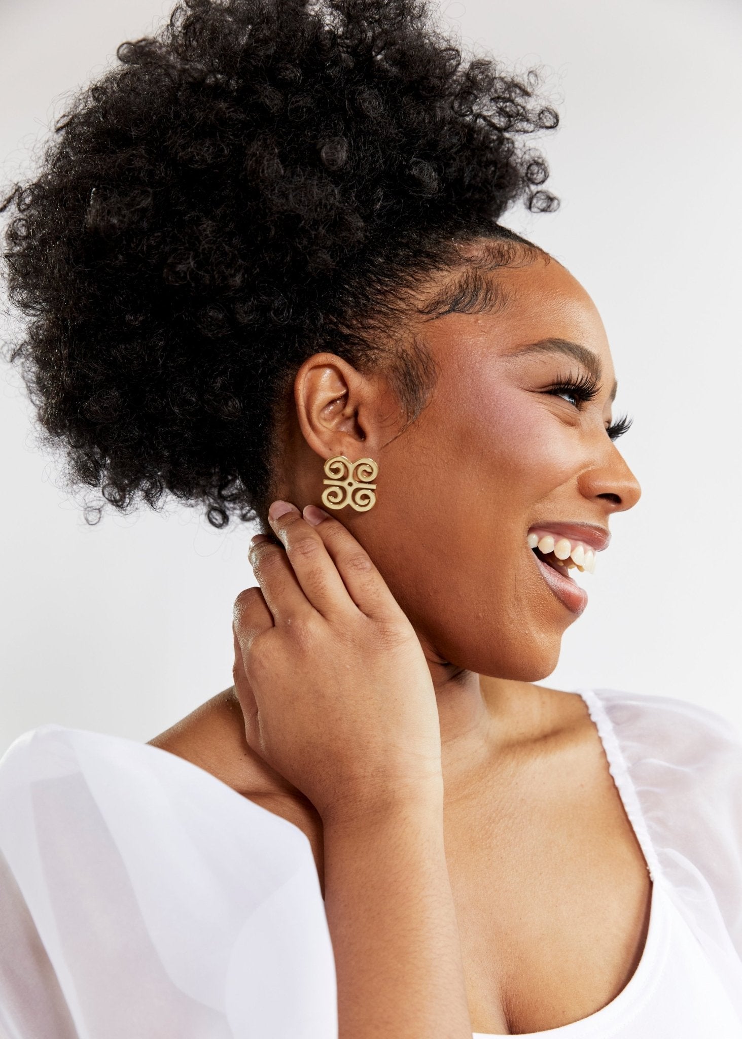 Wura Women's Humility & Strength Adinkra Symbol Post Earrings (Gold) - D'IYANU