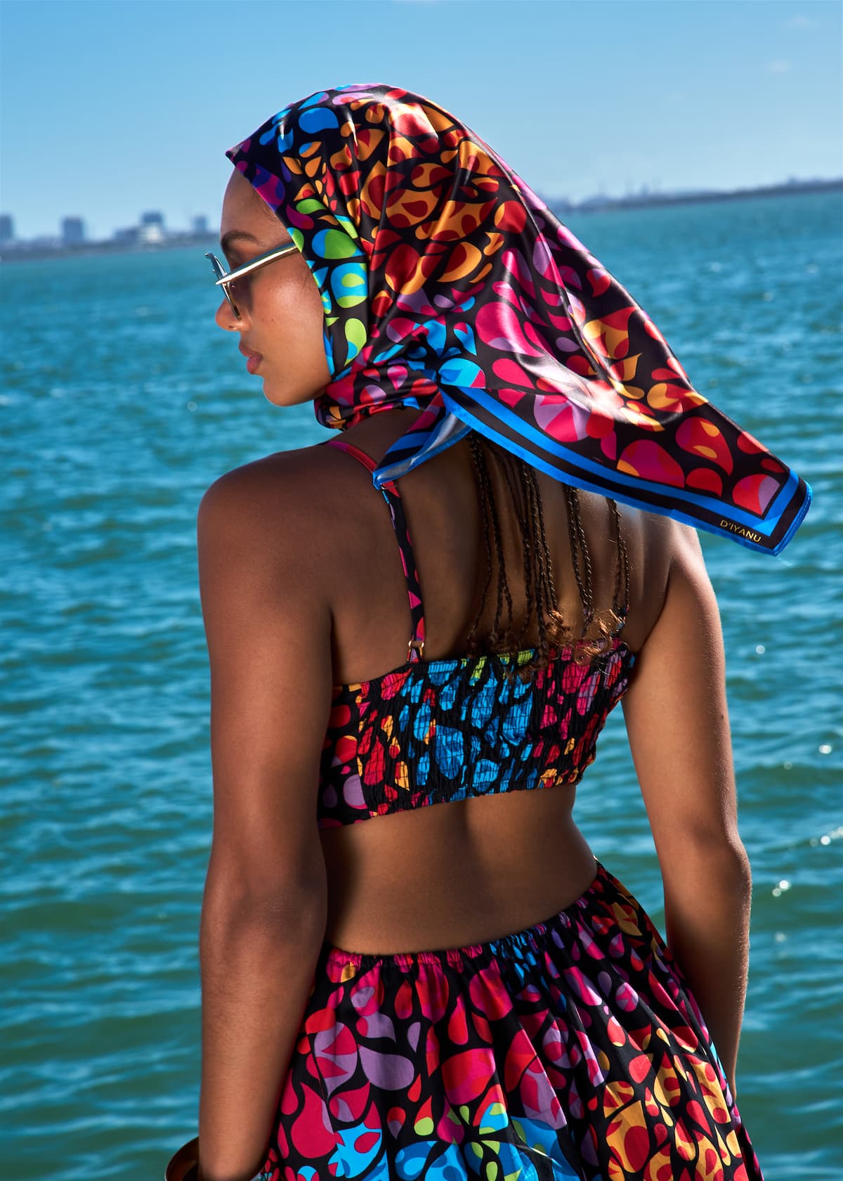 Abeni Women's African Print Scarf (Fuchsia Kaleidoscope) - D'IYANU