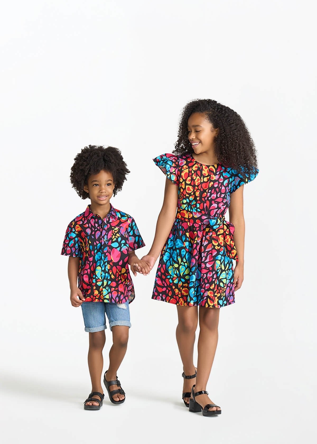 Afia Girl's African Print Butterfly Sleeve Dress (Fuchsia Kaleidoscope) - D'IYANU