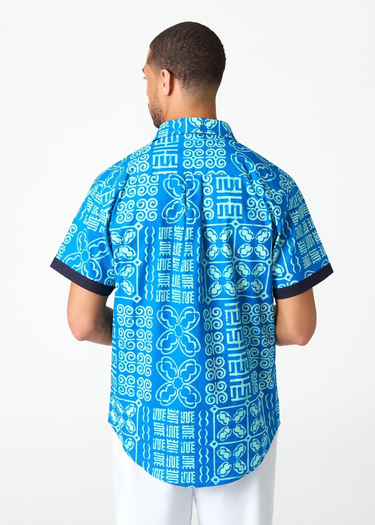 Deion Men's African Print Button-Up Shirt (Cool Blue Adire) - D'IYANU