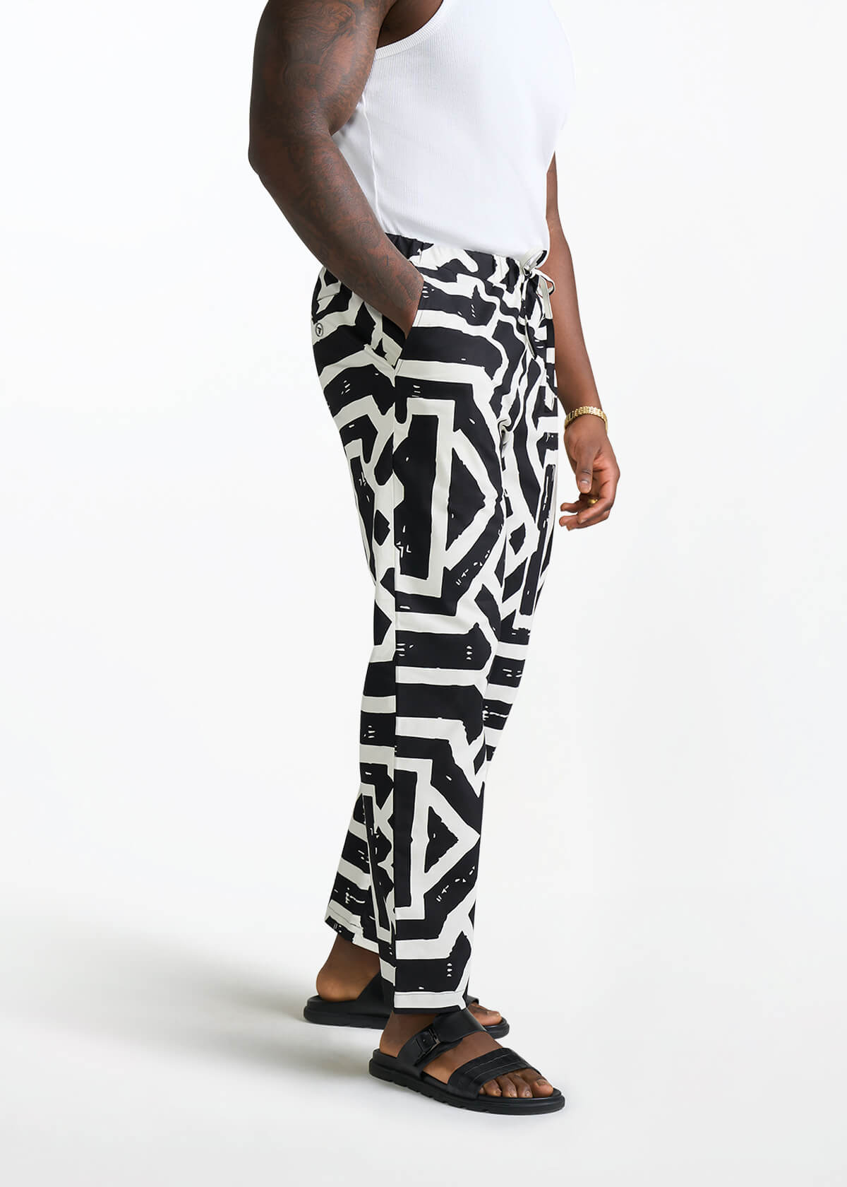 Kazi Men's African Print Stretch Pants (Onyx Cream Tribal) - D'IYANU