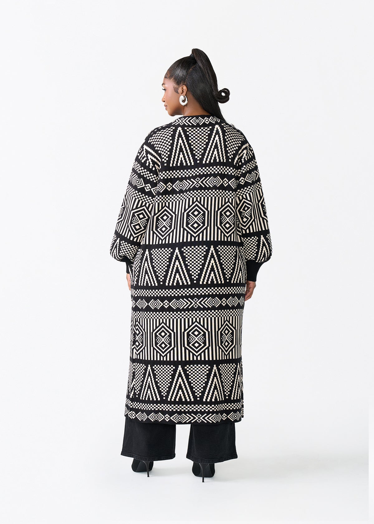 Oratile Women's African Print Cardigan (Black Cream Tribal)