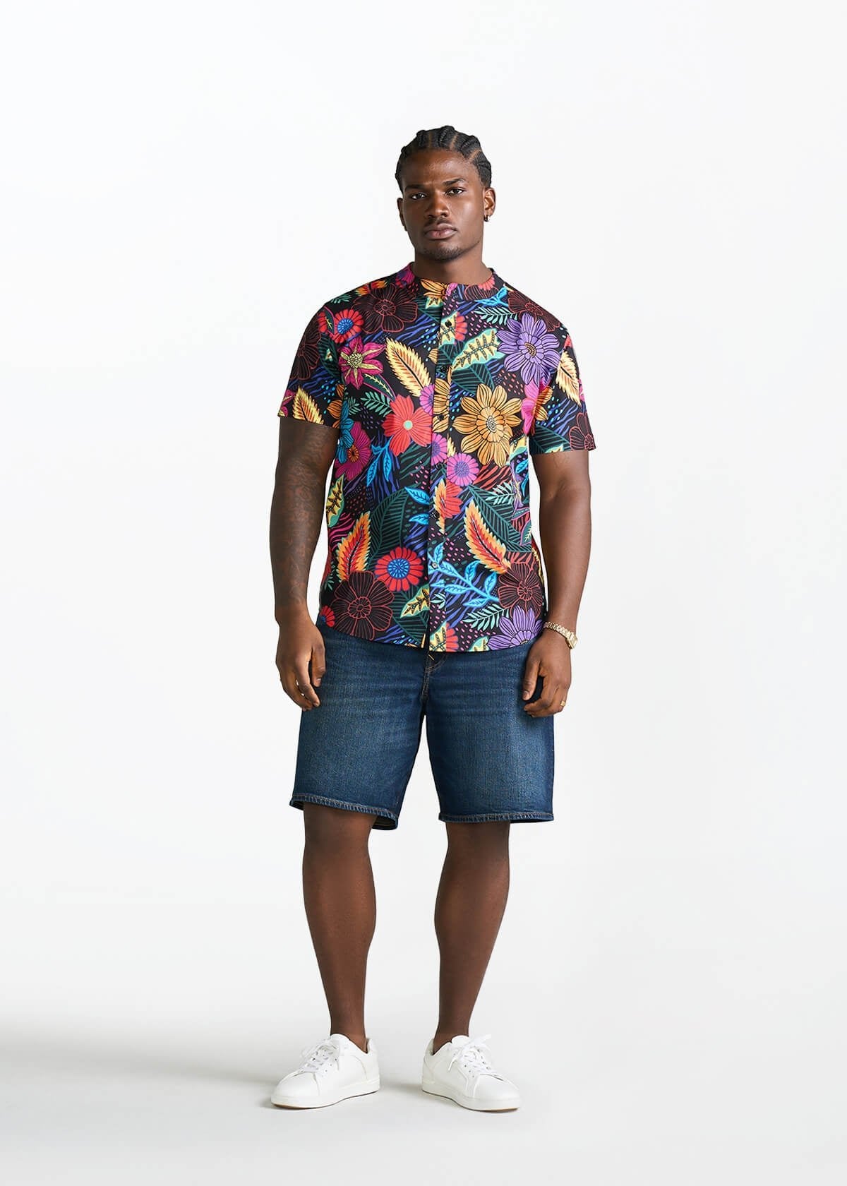 Oumar Men's African Print Mandarin Button-Up Shirt (Black Tropical Floral) - D'IYANU