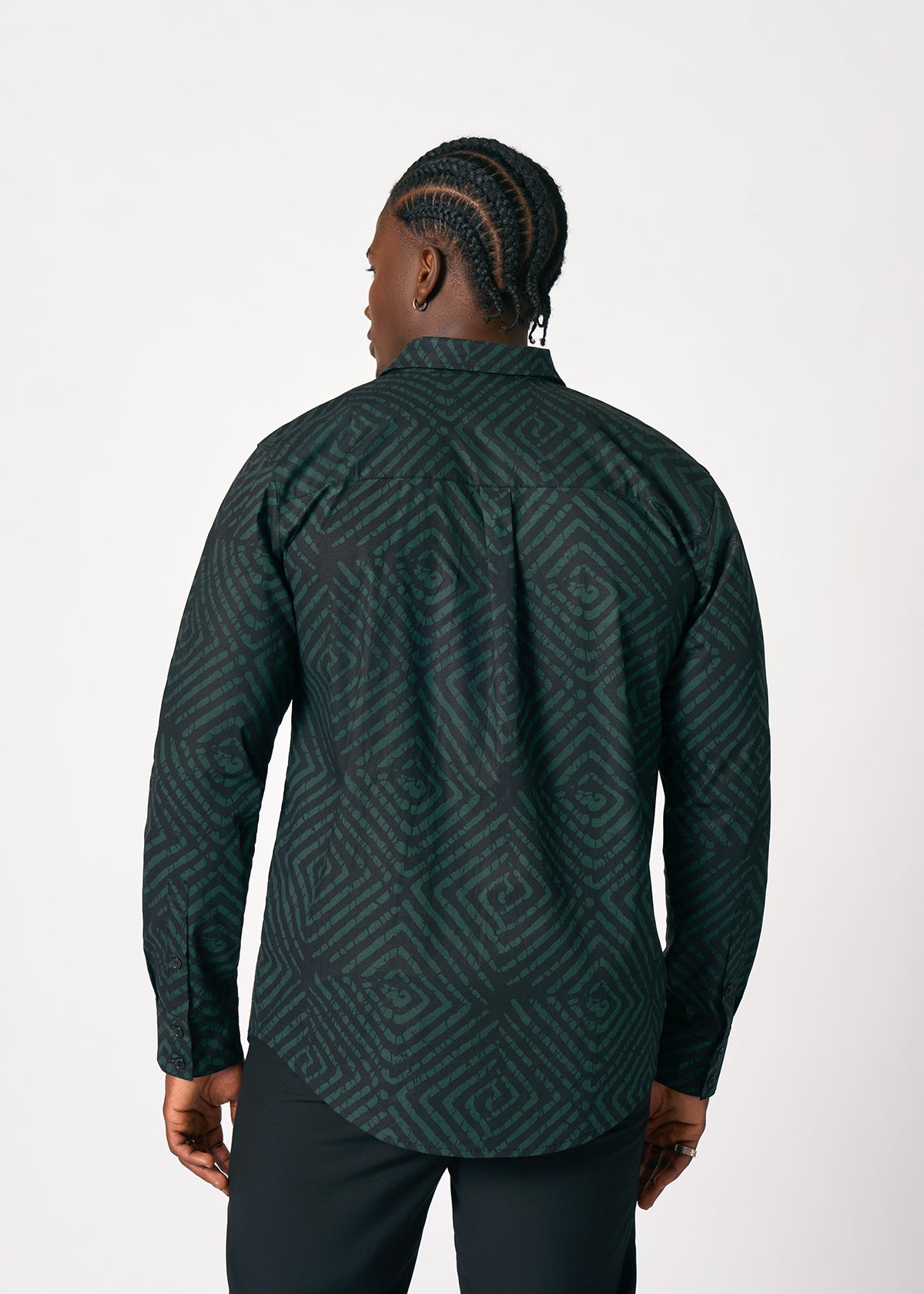 Mazi Men's African Print Button-Up Shirt (Malachite Diamond Adire) - D'IYANU