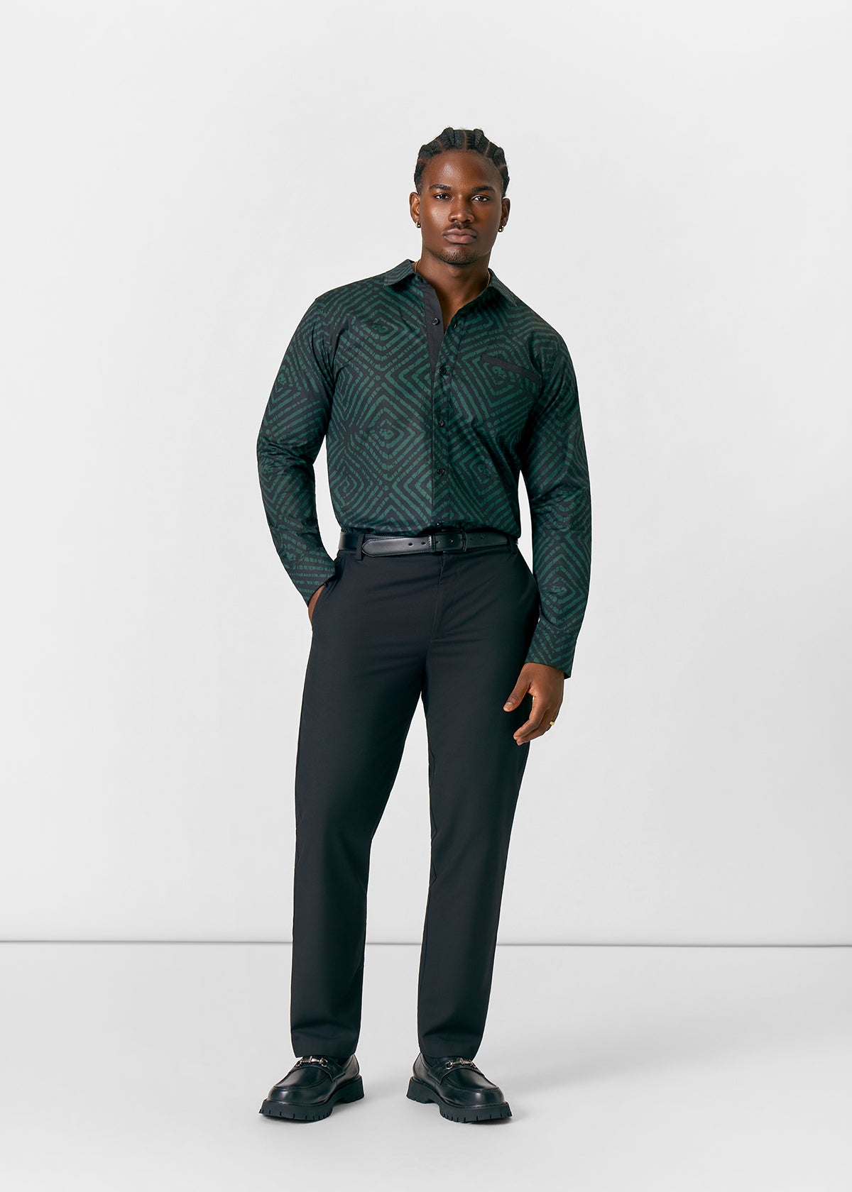 Mazi Men's African Print Button-Up Shirt (Malachite Diamond Adire) - D'IYANU
