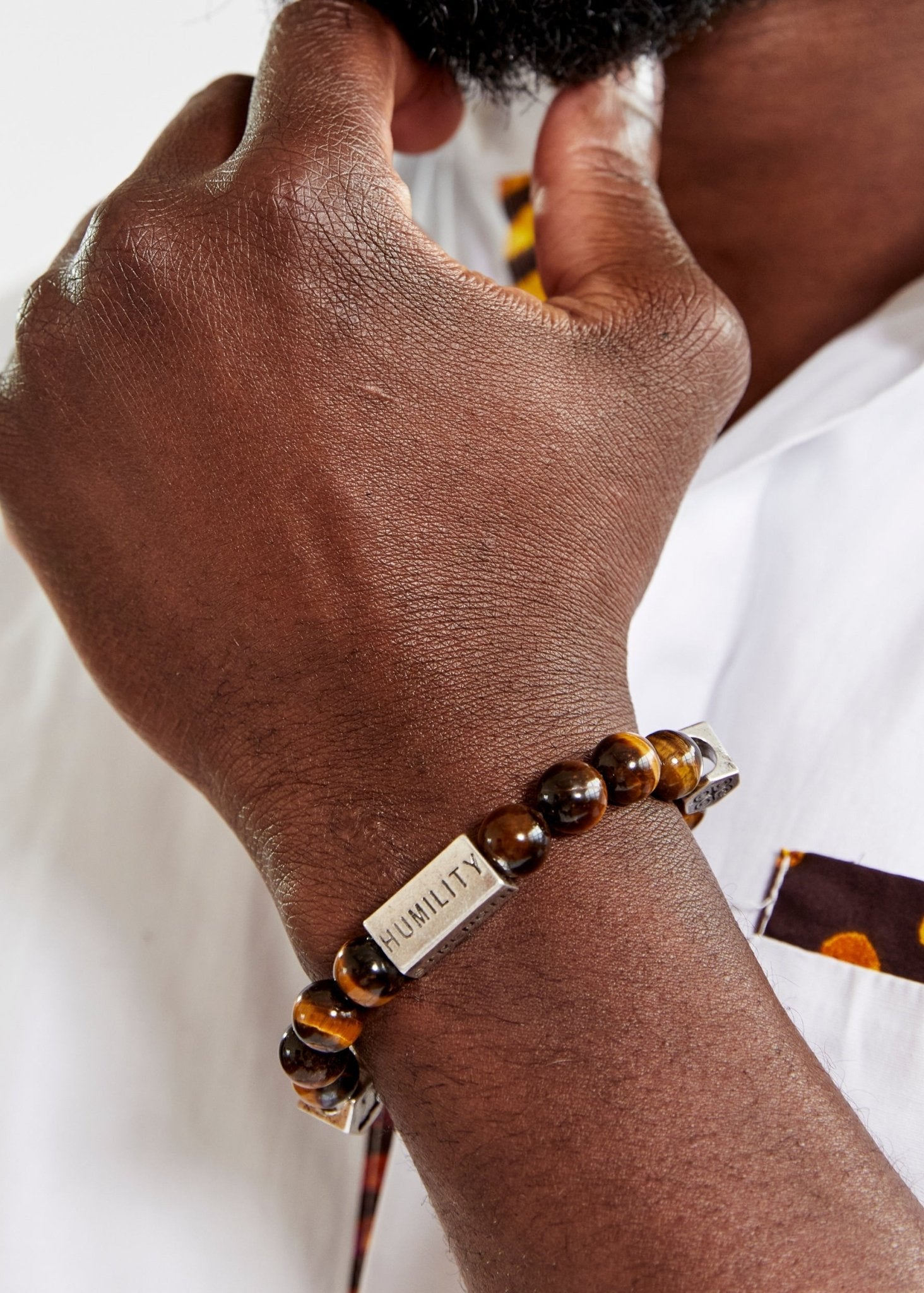 Irele Beaded Humility and Strength Adinkra Symbol Bracelet (Brown) - D'IYANU