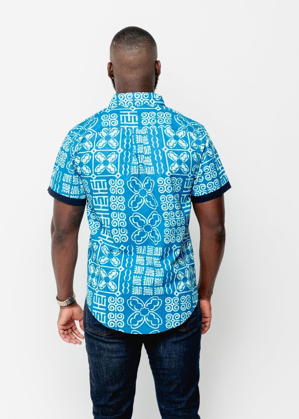 Deion Men's African Print Short Sleeve Button-Up Shirt (Cool Blue Adire) - D'IYANU