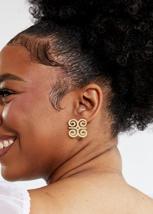 Wura Women's Humility & Strength Adinkra Symbol Post Earrings (Gold)